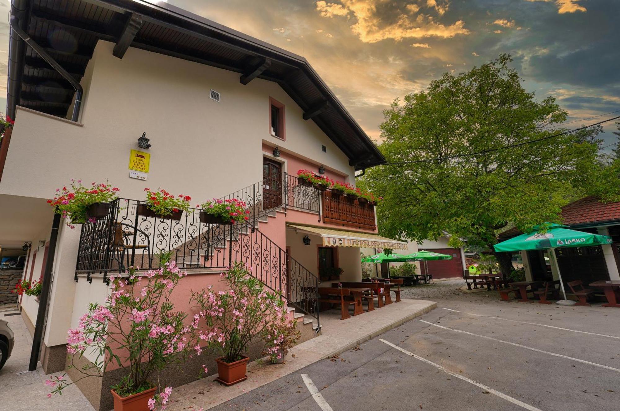 Domacija Bubec Vila Ilirska Bistrica Exterior foto