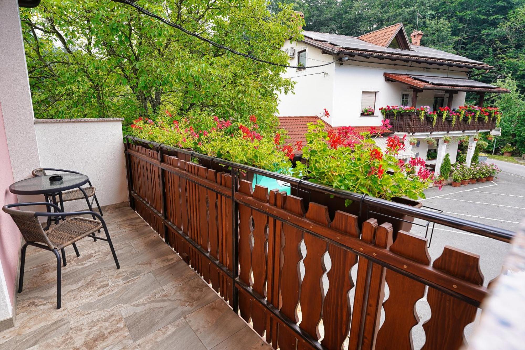 Domacija Bubec Vila Ilirska Bistrica Exterior foto